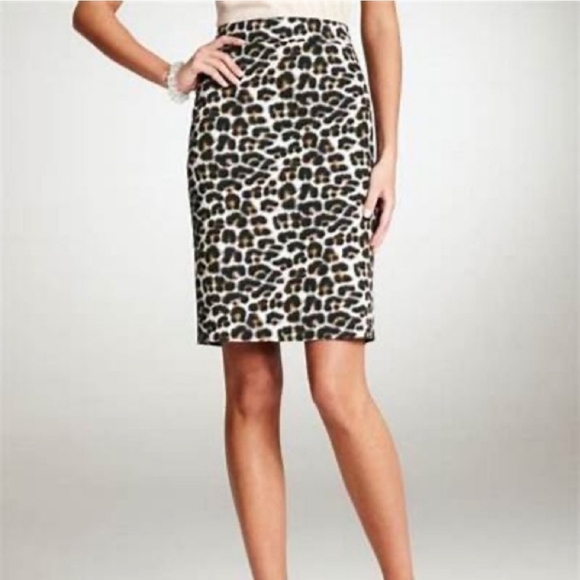 Ann Taylor Dresses & Skirts - Ann Taylor Leopard Print Silk Blend Skirt Size 8